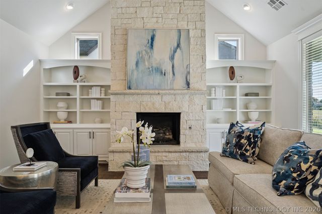 2705 W Twin Oaks Street, Broken Arrow, OK 74012