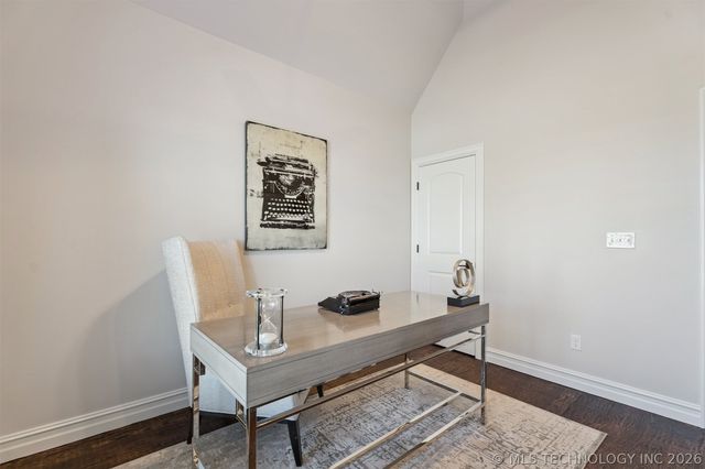 2705 W Twin Oaks Street, Broken Arrow, OK 74012