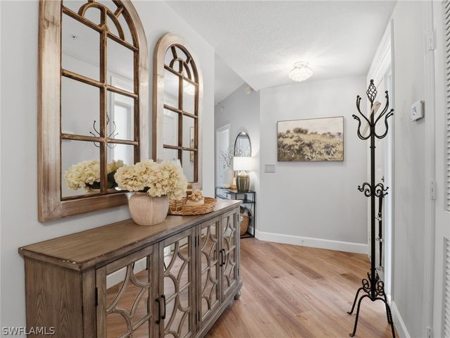 88 Silver Oaks CIR 4-101, Naples, FL 34119