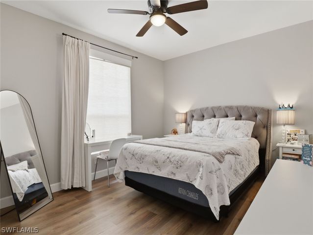 88 Silver Oaks CIR 4-101, Naples, FL 34119