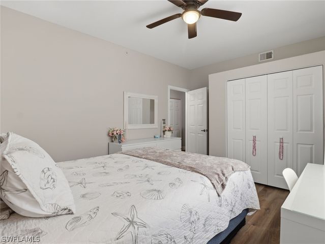 88 Silver Oaks CIR 4-101, Naples, FL 34119