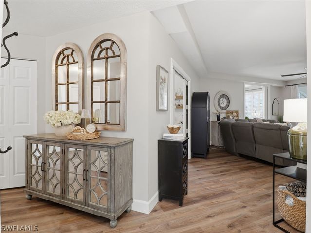 88 Silver Oaks CIR 4-101, Naples, FL 34119