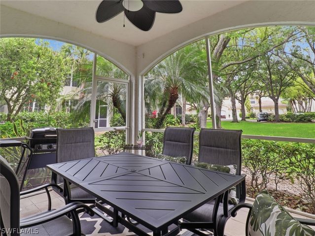 88 Silver Oaks CIR 4-101, Naples, FL 34119
