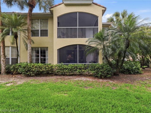 88 Silver Oaks CIR 4-101, Naples, FL 34119