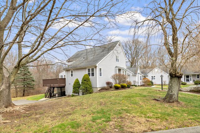 298 Aspetuck Trail 298, Shelton, CT 06484