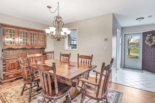 298 Aspetuck Trail 298, Shelton, CT 06484