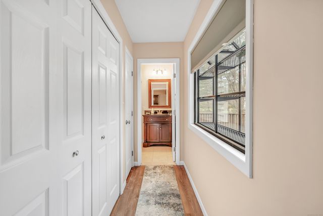 298 Aspetuck Trail 298, Shelton, CT 06484