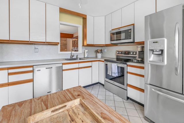 298 Aspetuck Trail 298, Shelton, CT 06484