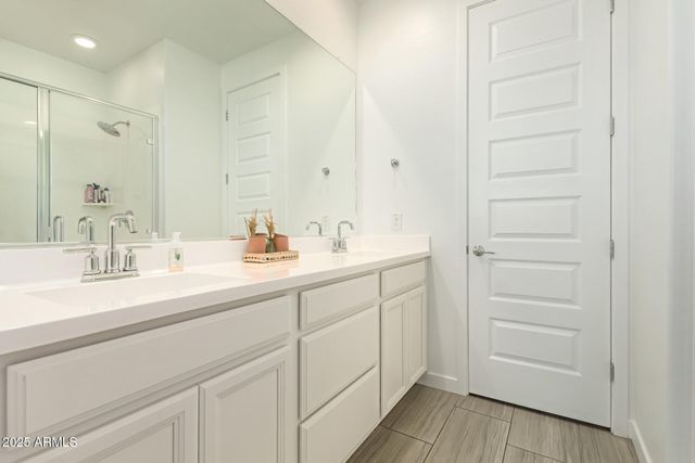 9004 W SOLANO Drive, Glendale, AZ 85305