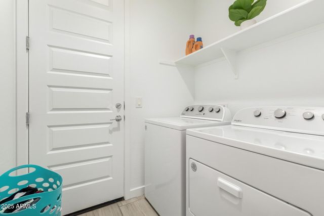 9004 W SOLANO Drive, Glendale, AZ 85305