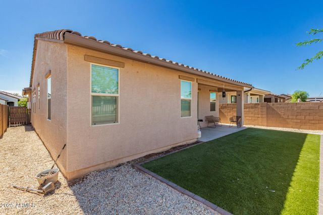 9004 W SOLANO Drive, Glendale, AZ 85305