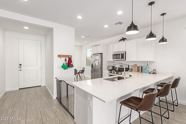 9004 W SOLANO Drive, Glendale, AZ 85305