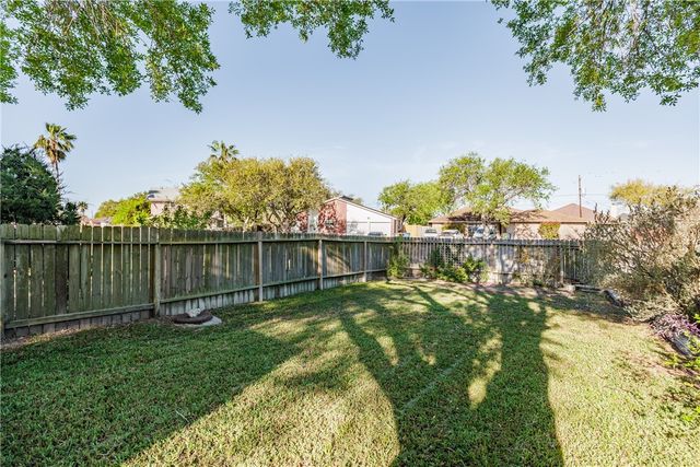 7301 Ottawa Circle, Corpus Christi, TX 78414