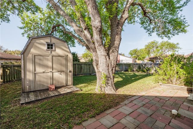 7301 Ottawa Circle, Corpus Christi, TX 78414