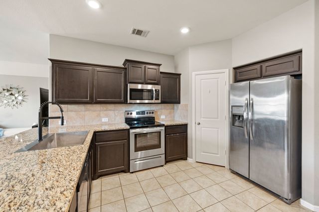 9313 Herringbone Drive, Fort Worth, TX 76131