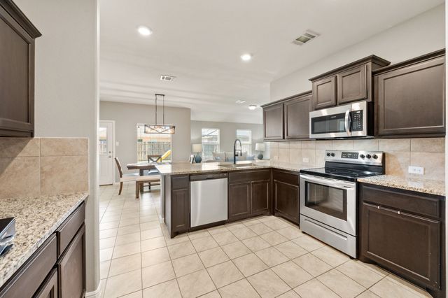 9313 Herringbone Drive, Fort Worth, TX 76131