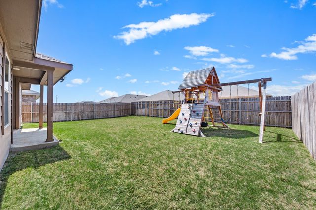 9313 Herringbone Drive, Fort Worth, TX 76131