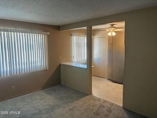 2635 W Rose Lane B-215, Phoenix, AZ 85017