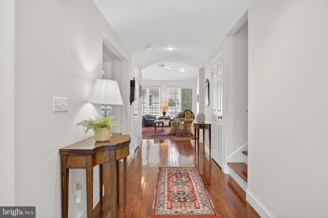 1453 GRASSY WAY, Lancaster, PA 17601