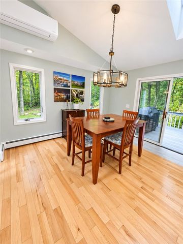28 Hartford Pike, Foster, RI 02825