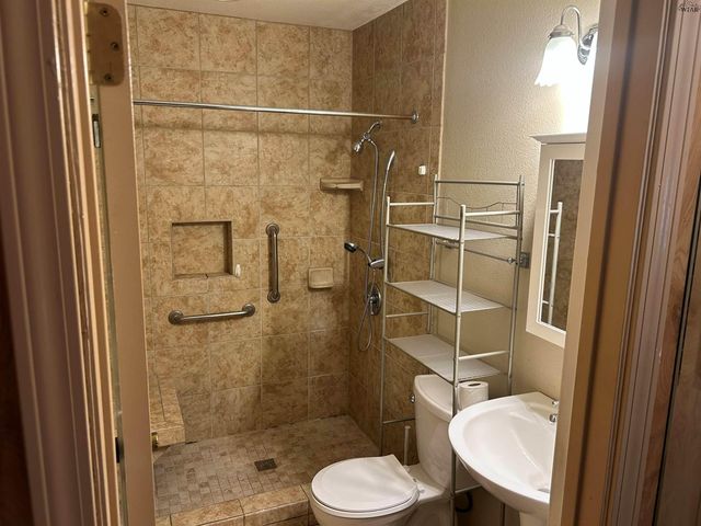 3013 AVENUE Q, Wichita Falls, TX 73609