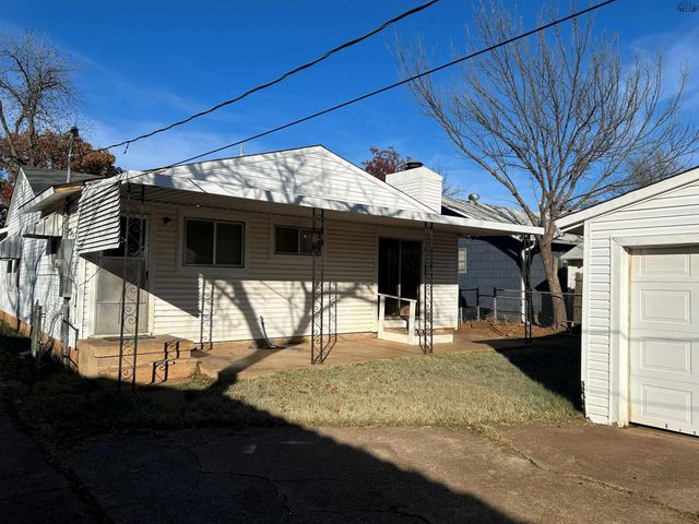 3013 AVENUE Q, Wichita Falls, TX 73609