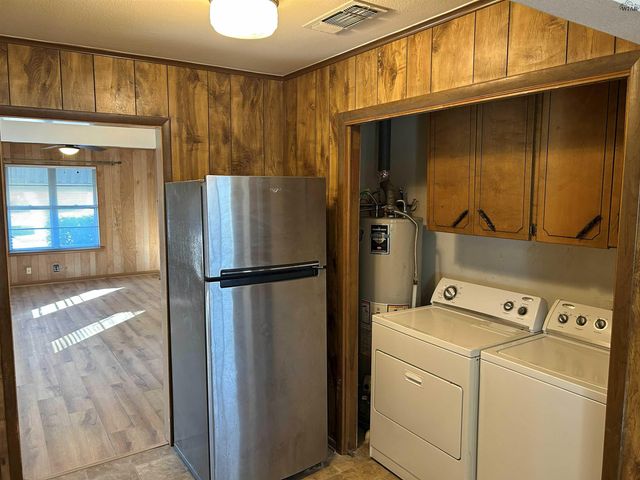 3013 AVENUE Q, Wichita Falls, TX 73609