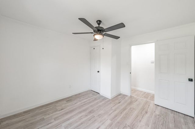 238 Briar Oaks Drive, Azle, TX 76020