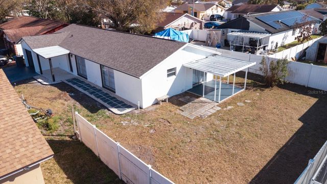 7502 POND VIEW COURT, Tampa, FL 33615