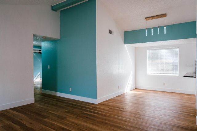 7502 POND VIEW COURT, Tampa, FL 33615