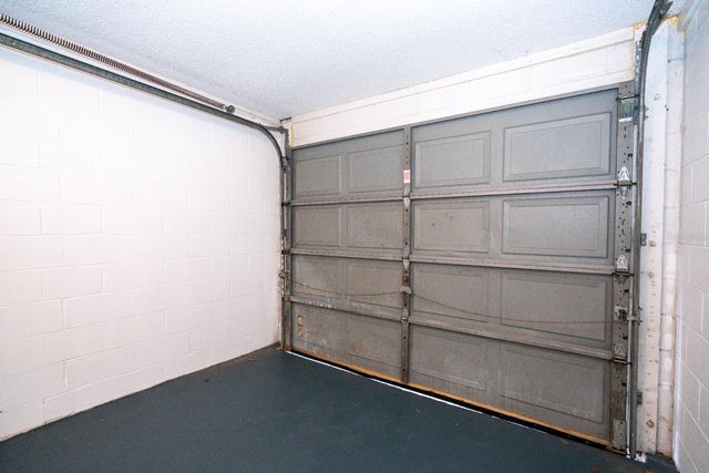 7502 POND VIEW COURT, Tampa, FL 33615