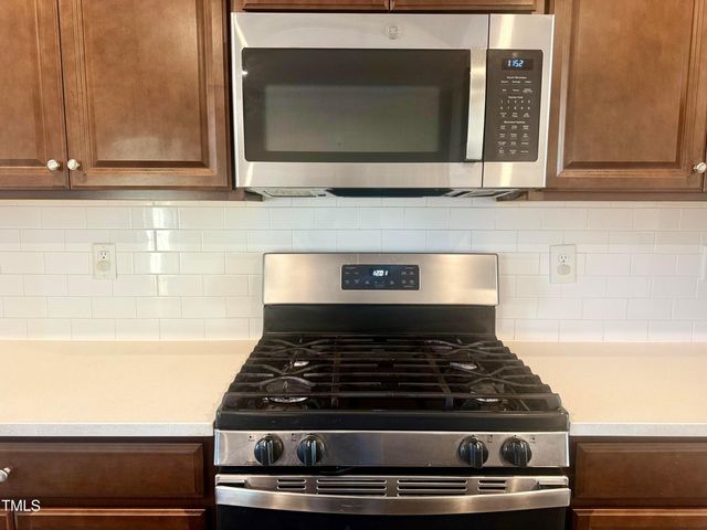 946 Channing Park Circle, Cary, NC 27519