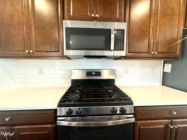946 Channing Park Circle, Cary, NC 27519