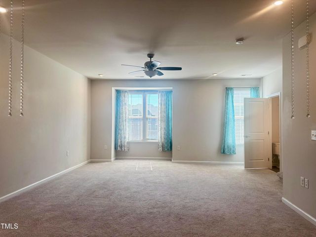 946 Channing Park Circle, Cary, NC 27519
