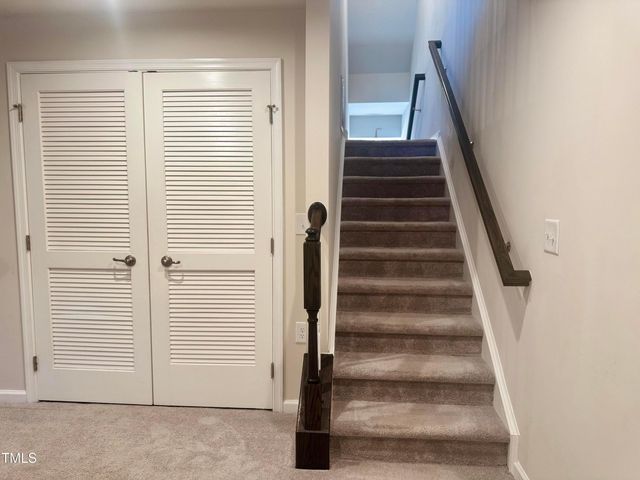946 Channing Park Circle, Cary, NC 27519