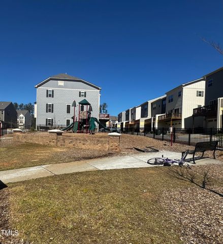 946 Channing Park Circle, Cary, NC 27519