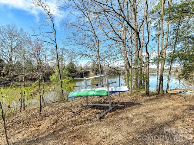 115 Reids Cove Drive, Mooresville, NC 28117