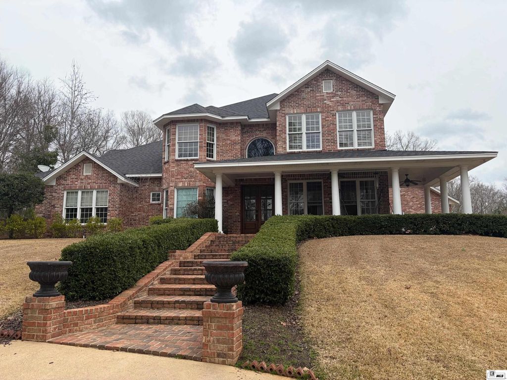 327 JEFFERSON OAKS DRIVE, Ruston, LA 71270