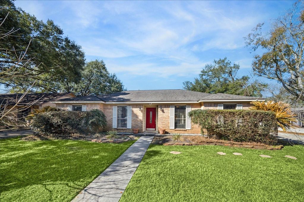 31223 Alice Lane, Tomball, TX 77375