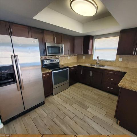 421 Hancock Bridge PKWY, Cape Coral, FL 33990