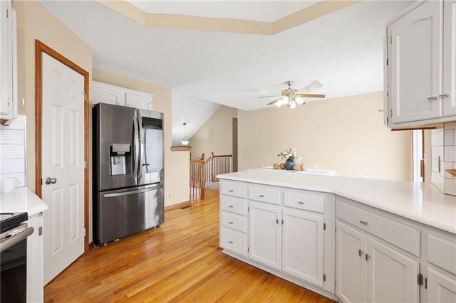 709 Red Maple Drive, Liberty, MO 64068