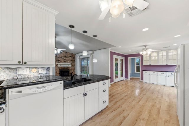 5738 Weeping Willow Road, Houston, TX 77092