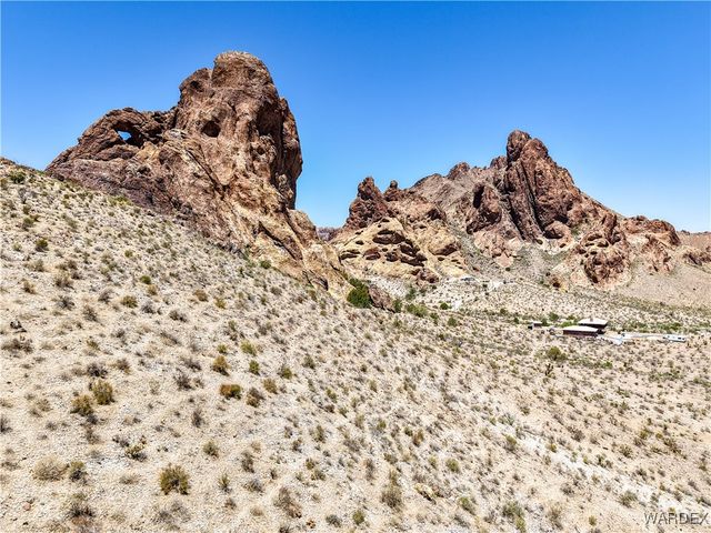 3351 S Boriana Road, Golden Valley, AZ 86413