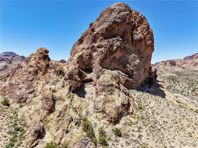 3351 S Boriana Road, Golden Valley, AZ 86413