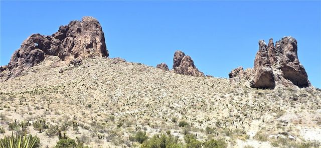 3351 S Boriana Road, Golden Valley, AZ 86413