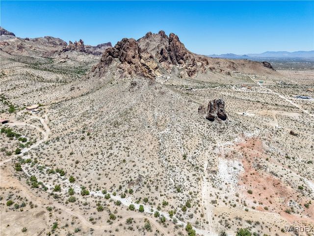 3351 S Boriana Road, Golden Valley, AZ 86413