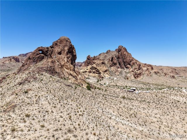 3351 S Boriana Road, Golden Valley, AZ 86413