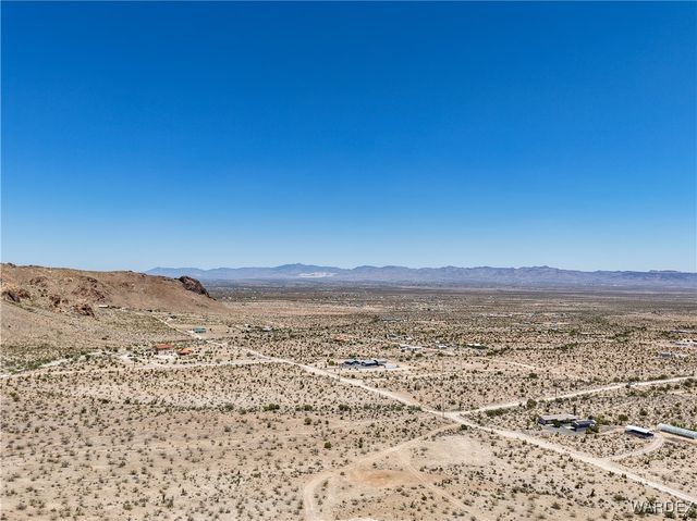 3351 S Boriana Road, Golden Valley, AZ 86413