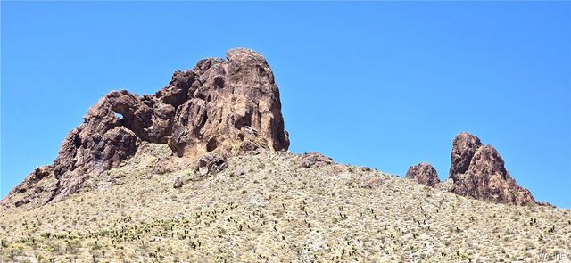 3351 S Boriana Road, Golden Valley, AZ 86413