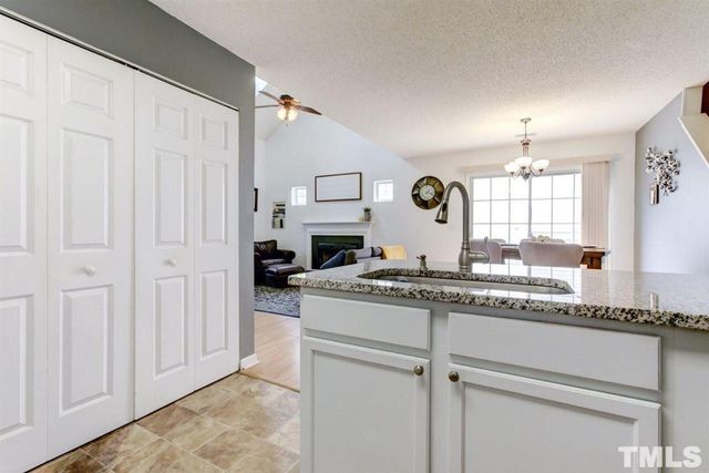 240 Adefield Lane, Holly Springs, NC 27540